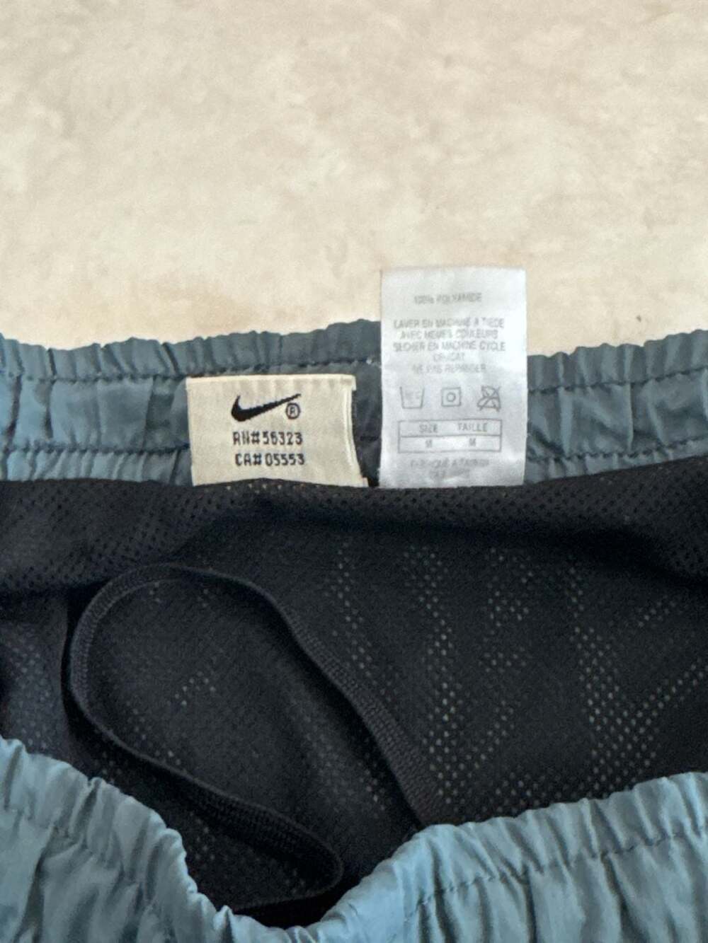 Vintage Nike ACG Nylon Athletic Shorts - Picture 4 of 4
